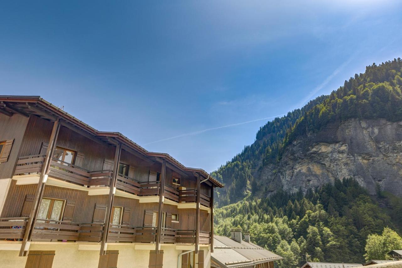 Le Col Des Aravis